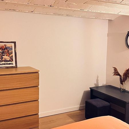 Habitacion Privada En Bello Apartamento Compartido Barcelona Ngoại thất bức ảnh